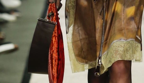 sfilata Givenchy borse autunno inverno 2014 2015 tracolla
