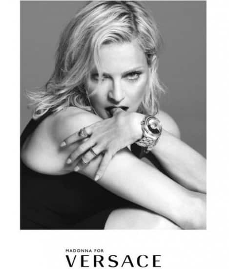 Madonna per Versace pe 215