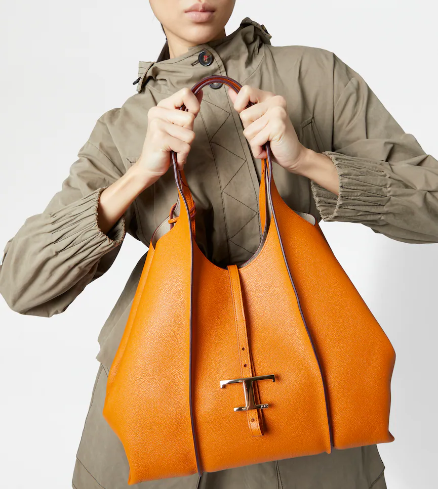 Tods shopping bag di colore arancio con logo T, borse tod's primavera estate 2022